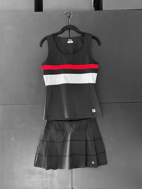 Fila Dresses & Skirts - Fila Women Platinum Collection Black Pleated Skort & Fila Heritage top  Small